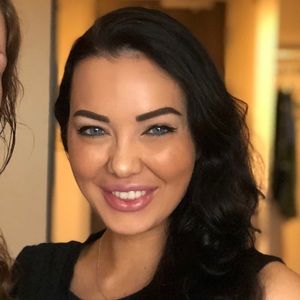 Meet your Posher, Sierra